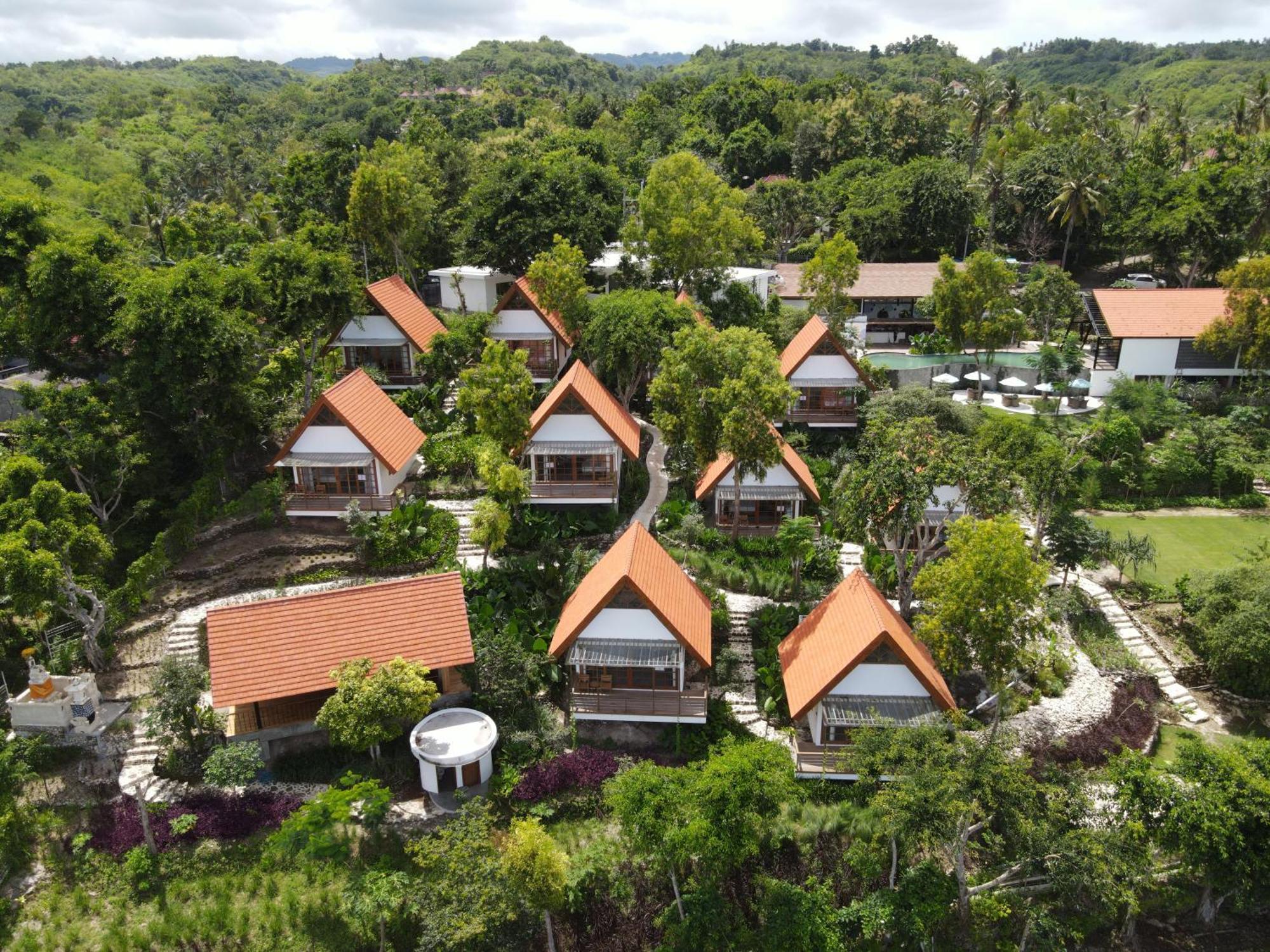 Deep Roots Dive & Yoga Resort Ped エクステリア 写真